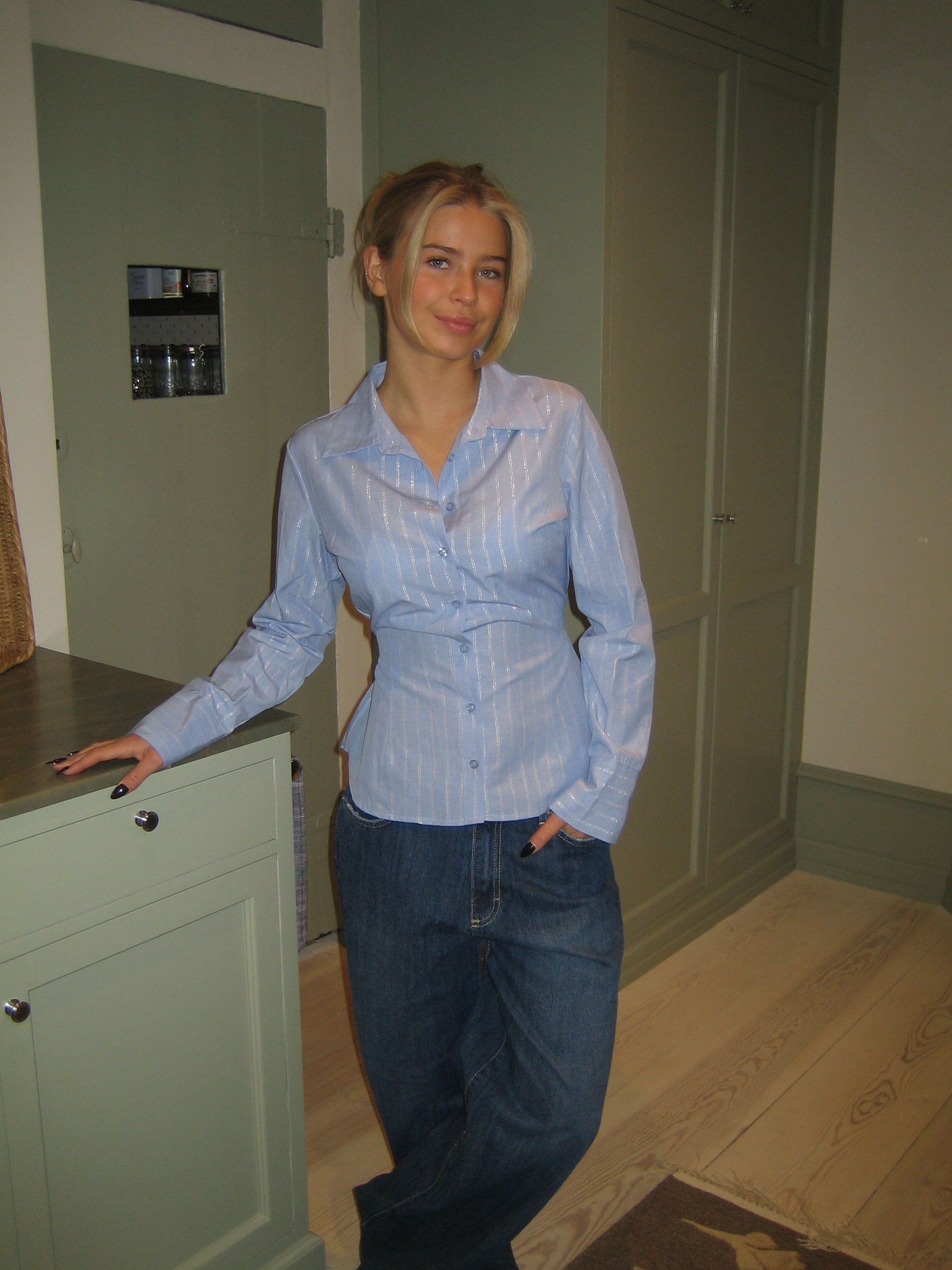Prestige Mode™ | Chemise ajustée Alberte - Rayures bleu/blanc
