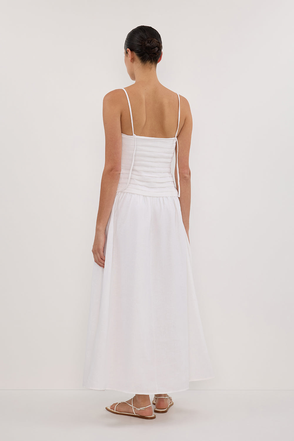 Prestige Mode™ | Robe Midi Blanche Reena