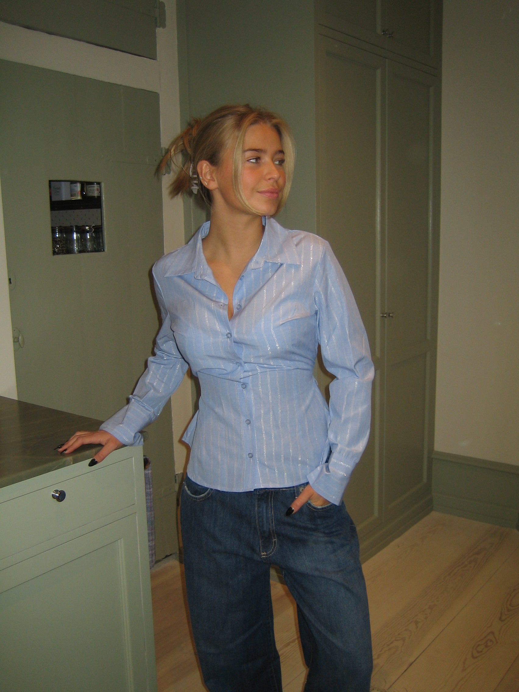 Prestige Mode™ | Chemise ajustée Alberte - Rayures bleu/blanc