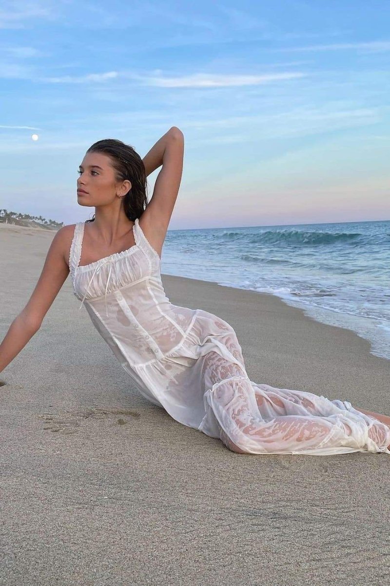 Prestige Mode™ | Robe Maxi Semi-Transparente à Volants Anastasia