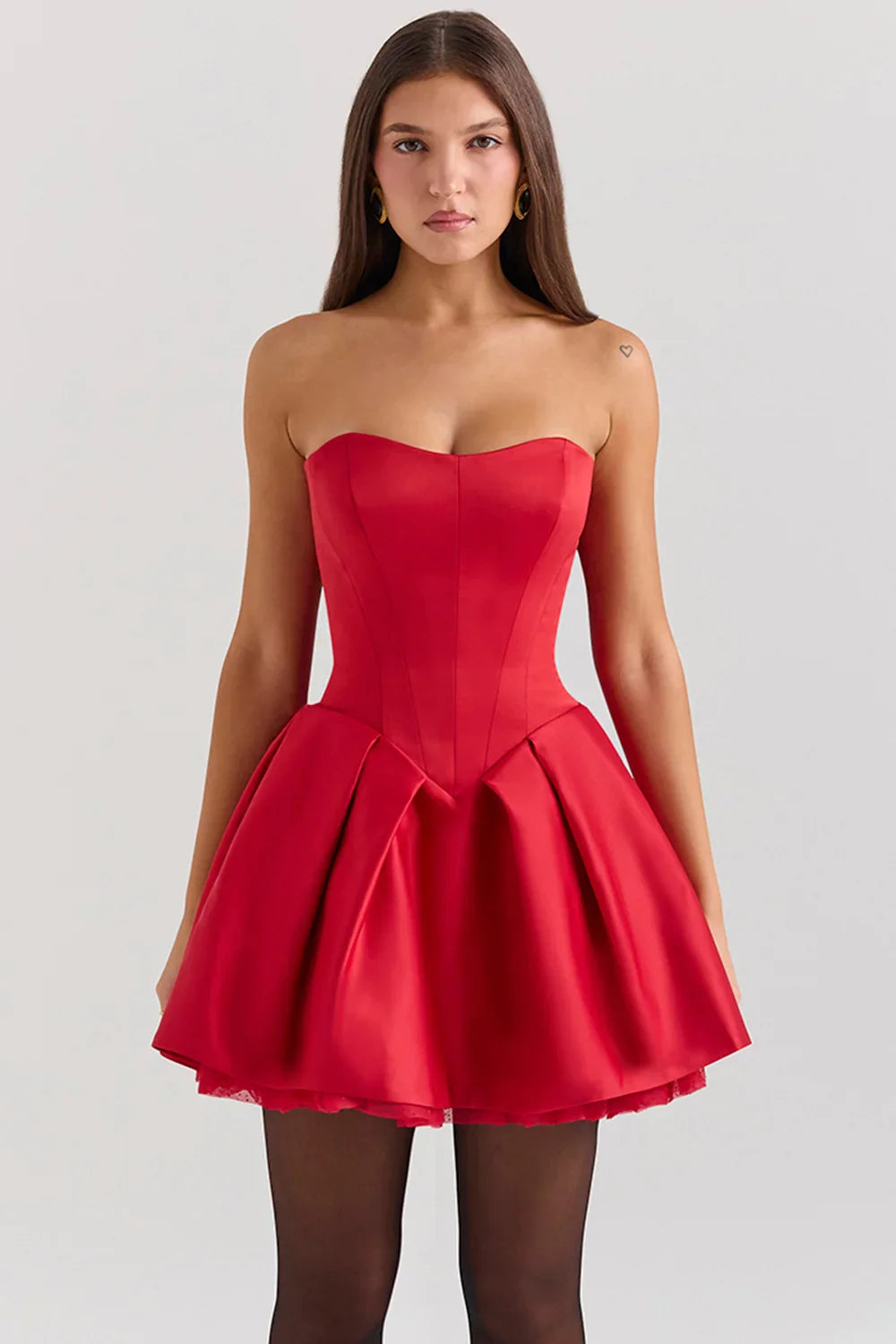 Prestige Mode™ | Robe Mini en Satin Rouge avec Nœud Détachable